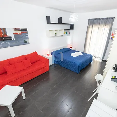 Il Vittoria - Self Check In Apartment Lascari