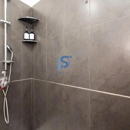Il Vittoria - Self Check In Apartment Lascari